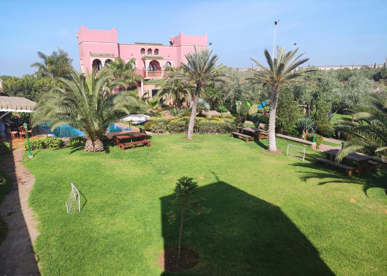 Equi Palace&SPA Near Aeroport Berrechid Exterior foto